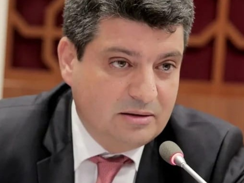 الأستاذ عبد الحافظ أدمينو عضواً بالمحكمة الدستورية.. تعزيز للكفاءة الأكاديمية داخل مؤسسة الرقابة الدستورية