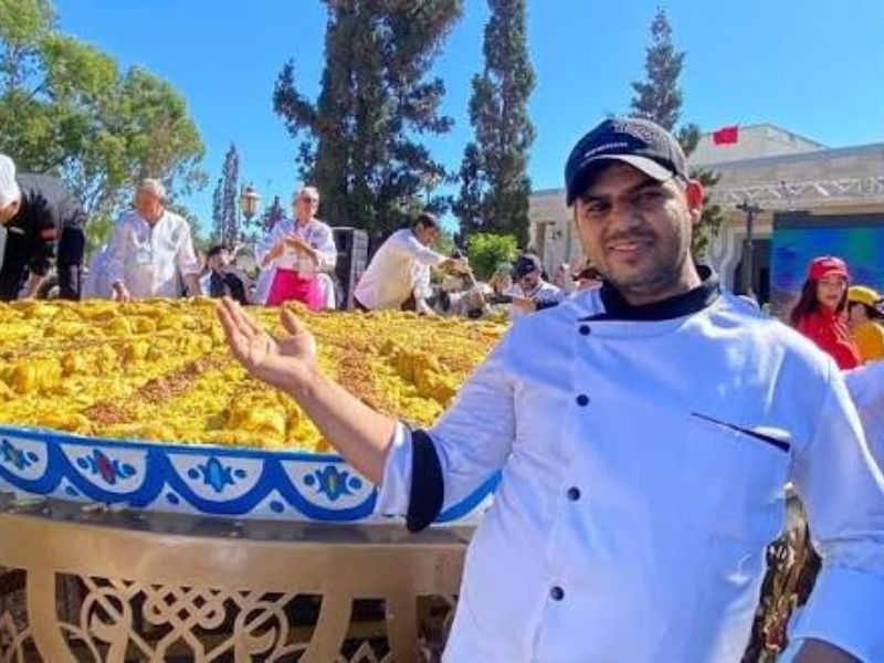تحضير أكبر طبق رفيسة بالمغرب خلال المهرجان الدولي للمأكولات التقليدية بآسفي