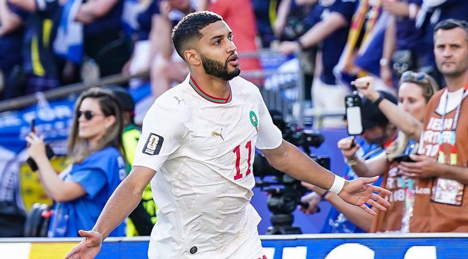 صيباري يطوي صفحة بي إس في ويبدأ تحدياً جديداً مع بايرن ميونيخ