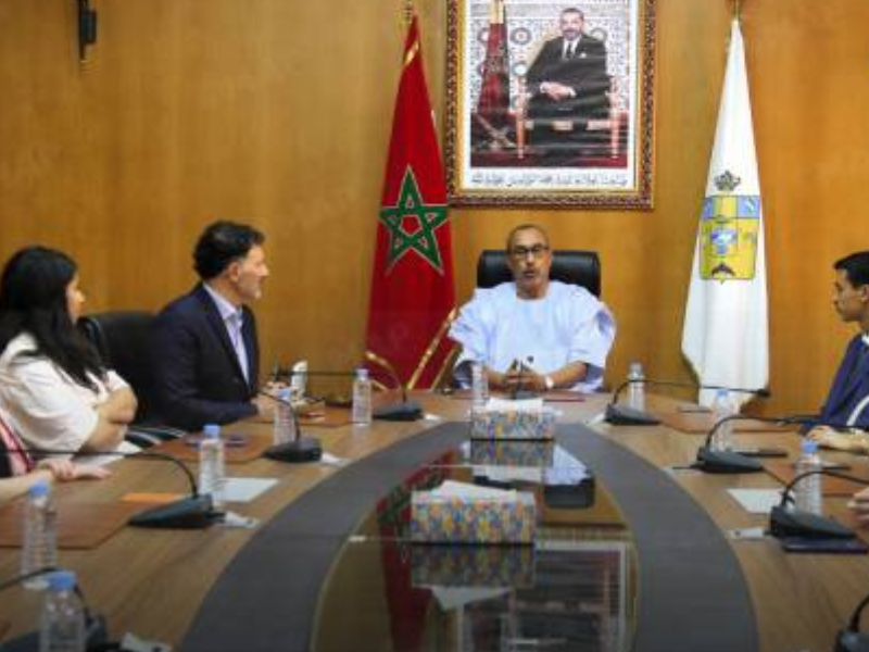 وفد فرنسي من المنتخبين الشباب يستكشف بالداخلة مؤهلات الاستثمار ويشيد بالدينامية التنموية التي تعرفها الجهة