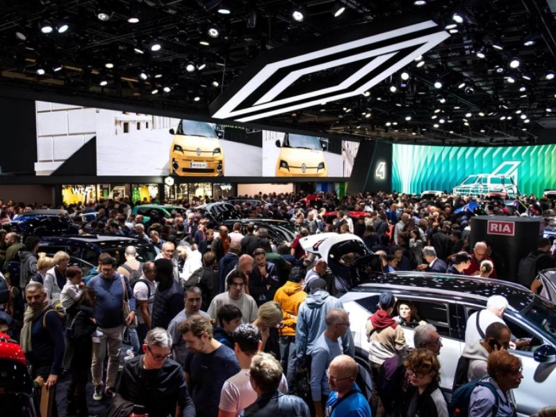 Renault Group تكشف عن 6 طرازات جديدة و50 سيارة في معرض باريس 2026
