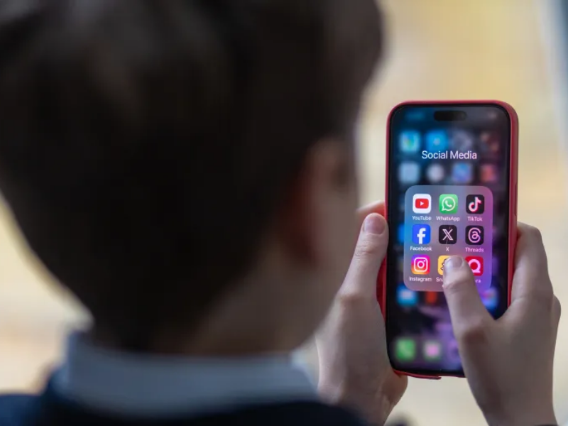 آبل توسع أدوات حماية الأطفال في iOS 27.. رقابة أدق على التطبيقات والمواقع