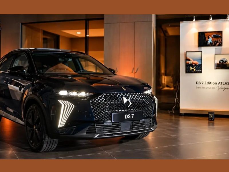 «DS 7 Édition Atlas» تجمع بين عالم السيارات والإبداع الفني المغربي في معرض بالدار البيضاء