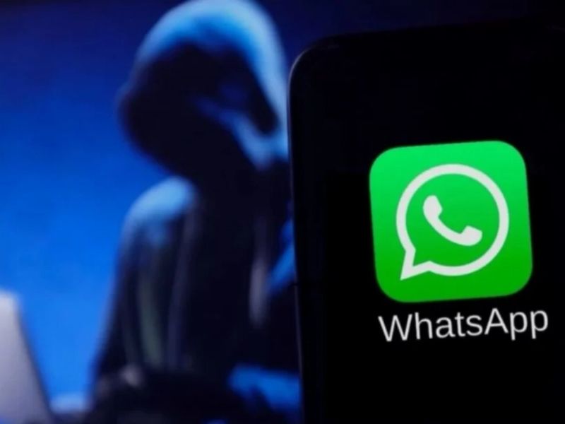 تطبيق واتساب مزيف يتجاوز نصف مليون تحميل على «Google Play» ويثير مخاوف بشأن أمن المستخدمين