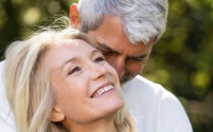 العمر والحب: متى يُعتبر الإنسان كبيرًا جدًا ليقع في الحب؟