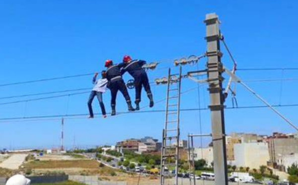 طنجة: الوقاية المدنية  تنقذ شابا من محاولة الانتحار