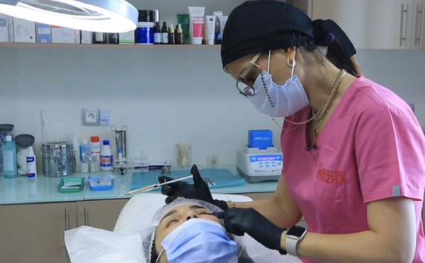 «البلازما جل».. علاج طبيعي لتجديد خلايا الوجه دون آثار جانبية