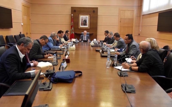 وزارة التربية الوطنية تلتئم مع النقابات التعليمية في اجتماع خاص لعرض ومناقشة النظام الأساسي