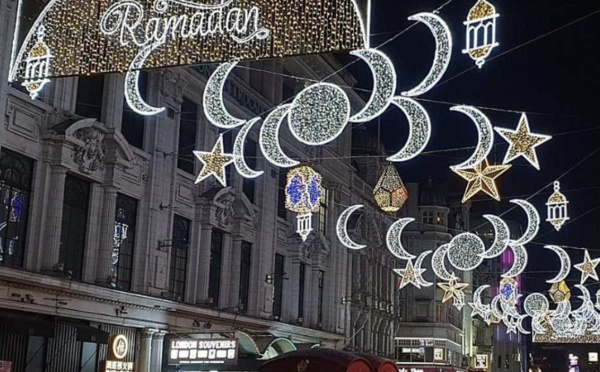 الشوارع في فرانكفورت وكولونيا الألمانيتين تتألق بزينة رمضان