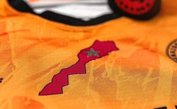 تهديد بتجميد عضوية الاتحاد الجزائري لكرة القدم: انسحاب فريق يثير التوترات السياسية في المجال الرياضي