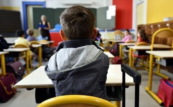 قرار قضائي فرنسي يرفع ساعات اللغة العربية بمدارس البعثة بالرباط