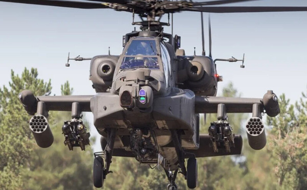 القوات الجوية الملكية المغربية تستلم مروحيات الأباتشي AH-64E