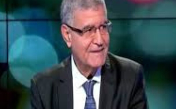 كلية الآداب بعين الشق تحتفي بتجربة الشاعر الراحل محمد عنيبة الحمري