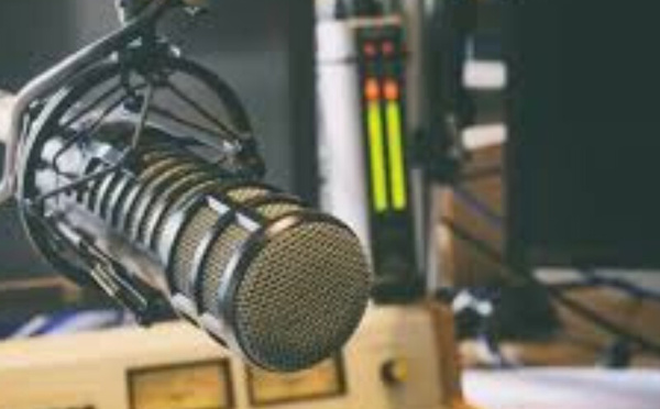 مختبر السرديات يحتفي بالموروث الشعبي في اليوم العالمي للإذاعة