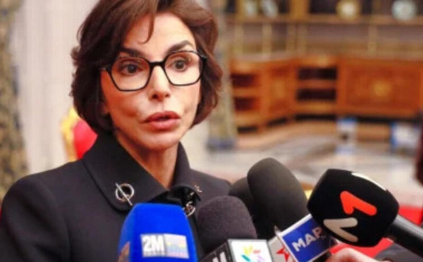 زيارة وزيرة الثقافة الفرنسية للصحراء المغربية تُحرج و تربك الجزائر