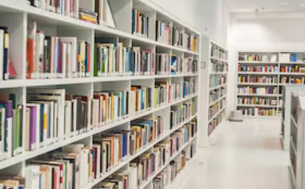 باحث مغربي يترجم كتاب "ثبات الموقف من العصر التقني" لمارتن هايدجر إلى العربية