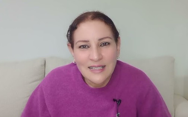 الممثلة عالية الركاب تدعو لتوزيع عادل للفرص في صناعة الفن