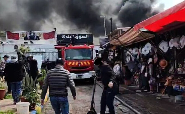 حريق مهول بسوق «الجوطية» في المحمدية: خسائر مادية كبيرة وتحقيقات جارية