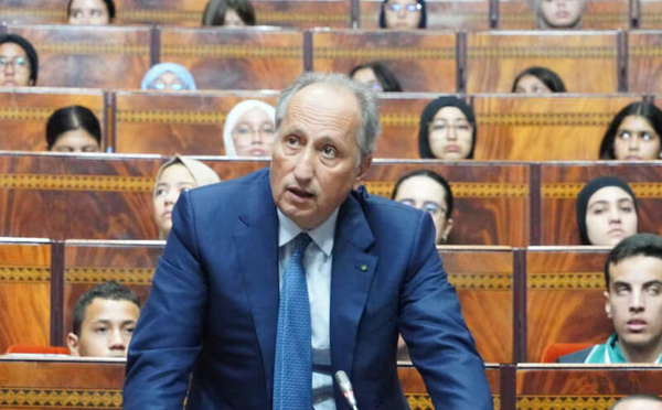 النقابات التعليمية تحذر من احتقان جديد في قطاع التعليم وتنتقد منهجية الوزارة