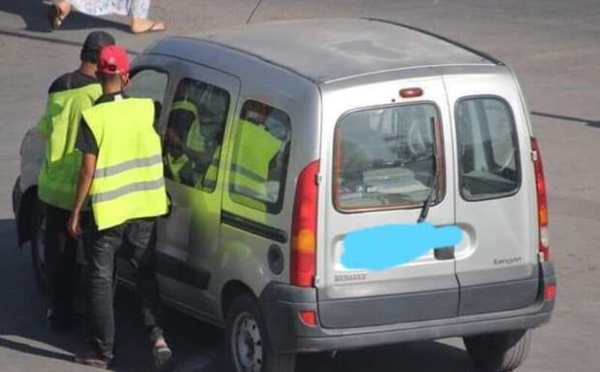 دفتر تحملات جديد لتنظيم حراسة السيارات بالدار البيضاء: خطوة نحو إنهاء الفوضى في الملك العمومي