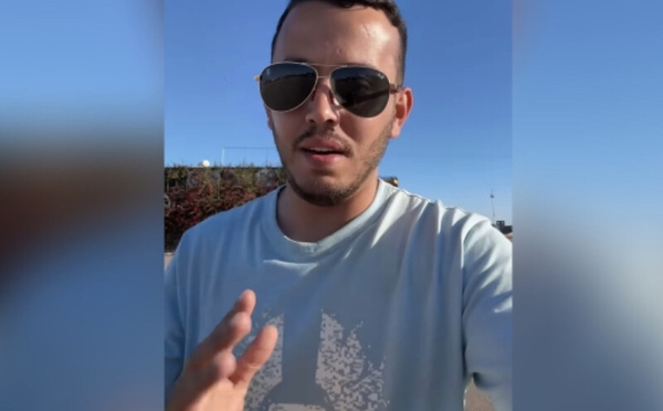 مؤثر خليجي يثير الجدل بسبب غياب الأداء الإلكتروني في وجهات سياحية مغربية