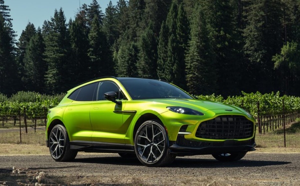 ​أستون مارتن DBX S: SUV فاخر يثير شغف عشاق السيارات