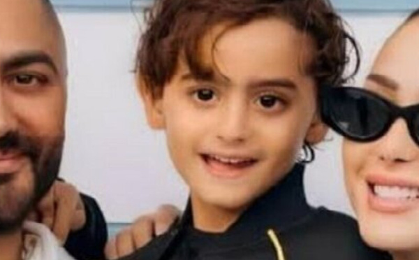 تامر حسني يوجه رسالة للأسر بعد تعرض ابنه "آدم" لوعكة صحية خطيرة
