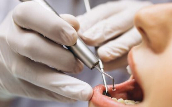 الممارسة غير القانونية لطب الأسنان في المغرب: خطر على الصحة وصورة البلاد