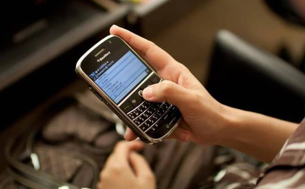 ​العودة غير المتوقعة للـ BlackBerry: الجيل Z يتجه نحو الطراز القديم