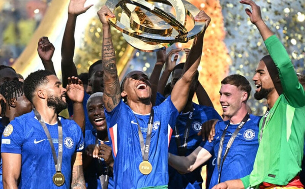 تشيلسي يُتوّج بلقب كأس العالم للأندية للمرة الأولى في تاريخه بثلاثية نظيفة أمام باريس سان جيرمان