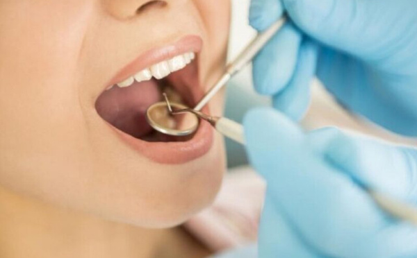 أطباء الأسنان يطالبون برد الاعتبار للمهنة وتعزيز مكانتها داخل المنظومة الصحية