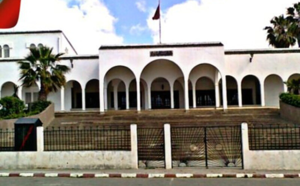 توقيف مستشارين جماعيين بمدينة الجديدة بتهمة الرشوة واستغلال النفوذ