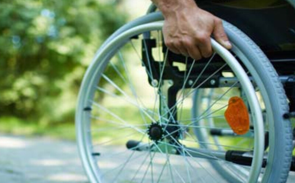 مرسوم جديد حول تمدرس الأطفال في وضعية إعاقة : خطوة تنظيمية تُخفي تأخراً بنيوياً في التربية الدامجة