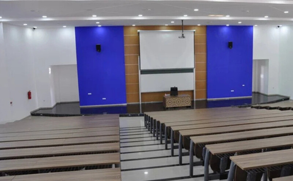 جدل حول تعميم التوقيت الميسر للموظفين في الجامعات المغربية