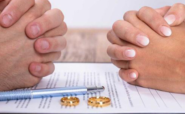 قضية خلع في القاهرة بسبب الإدمان الرقمي على مواقع التواصل الاجتماعي