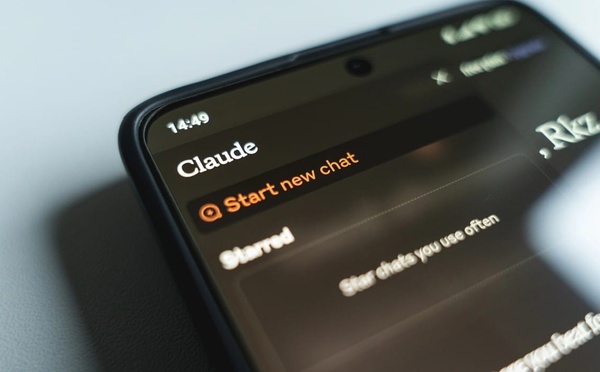 ​Claude for Chrome: أنثروپيك كتحوّل الذكاء ديالها لوكيل كيخدم داخل النّافيگاسيون