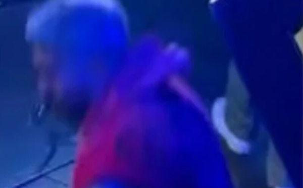 حادث صادم لمغني الأرجنتيني “الملك ديفيد” أثناء حفله في سان فرانسيسكو