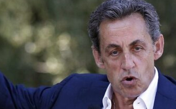 ساركوزي يدعو باريس إلى التشدد مع النظام الجزائري بشأن التأشيرات والمهاجرين