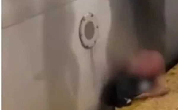 مأساة في محطة مترو نيويورك: رجل يلقى حتفه بعد سقوطه بين القطار والرَصيف
