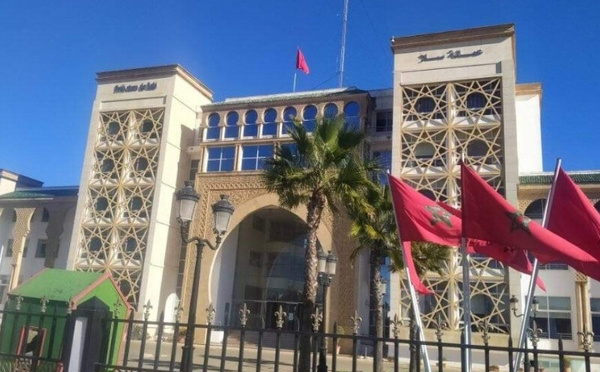 نقابات سيارات الأجرة بسلا تطالب بدعم القطاع استعداداً لكأس العالم 2030