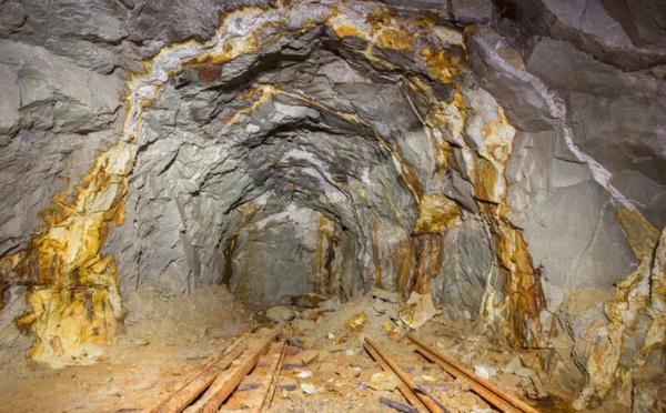 اكتشاف منطقة ذهب عالية الجودة غرب بومدين يعزز مكانة المغرب في خريطة التعدين العالمية