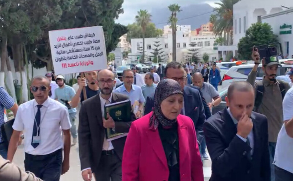 احتجاجات غاضبة خلال زيارة وزير الصحة لمستشفى سانية الرمل بتطوان