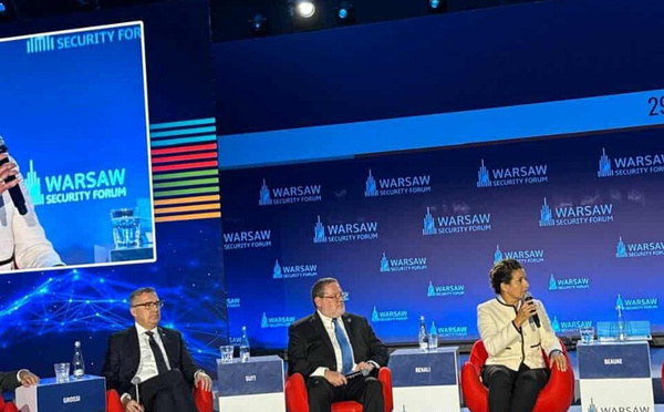 المغرب يعزز دوره في الانتقال الطاقي والأمن الطاقي خلال مؤتمر وارسو