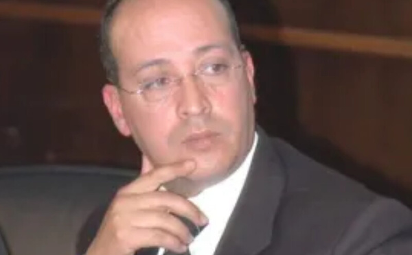 تراجيديا الصوت المكسور في “الحياة الوردية”، سيرة امرأة أحرقت ذكرياتها لتنير الطريق