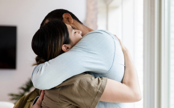 الحياة الأسرية المزدحمة… استراتيجيات لإبقاء العلاقة الزوجية قوية