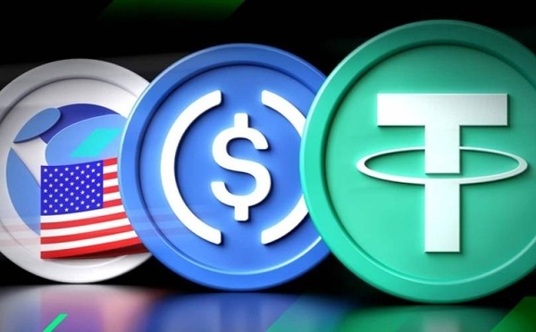 ستاندار تشارترد: ألف مليار دولار غادي يخرجو من بنوك الدول الصاعدة ويمشيو للستابل كوينز قبل 2028