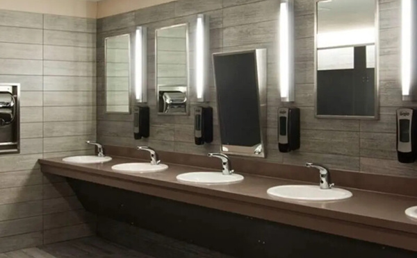 نقابيون يطالبون بإزالة كاميرات مراقبة مثبتة بمراحيض النساء بالمديرية الجهوية للإسكان بالدارالبيضاء