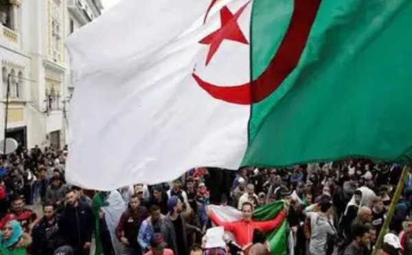 تخوف الجزائر من احتمال تحول مؤتمر “البوليساريو” إلى ساحة احتجاجات يدفع الجبهة الانفصالية إلى تأجيله