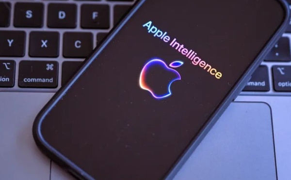 آبل تعيد تعريف الذكاء الاصطناعي: خصوصية في الجهاز وتحول اقتصادي لتطبيقات iOS