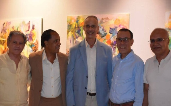 افتتاح متميز لمعرض الفنان المنصوري الادريسي برواق باب الرواح